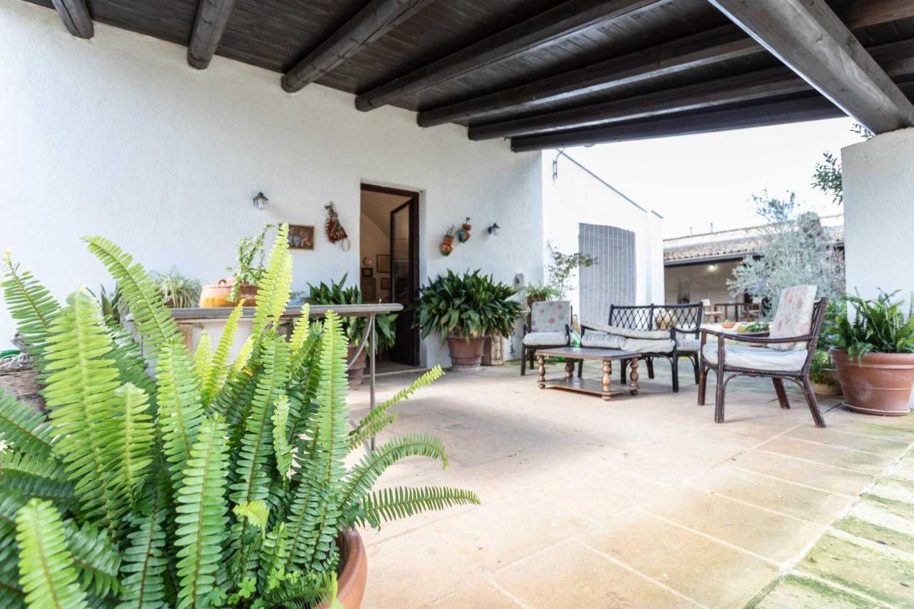 Agriturismo De Lorenzi Villa Casarano Exterior foto